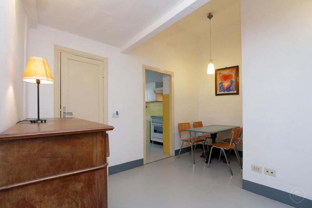 Fori Imperiali Apartment Řím Pokoj fotografie