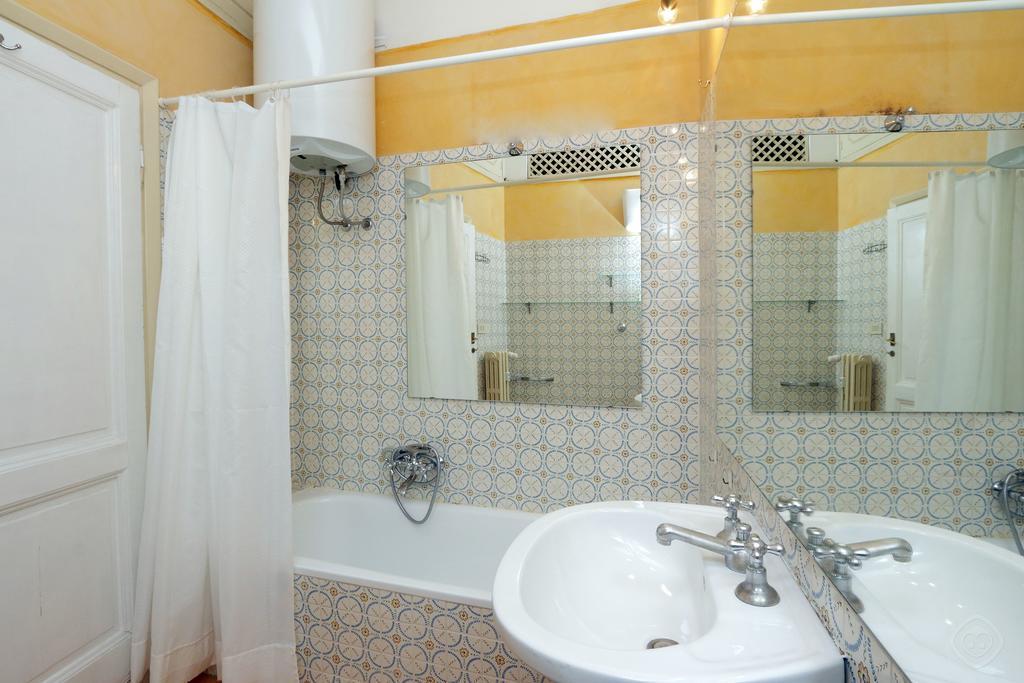 Fori Imperiali Apartment Řím Pokoj fotografie